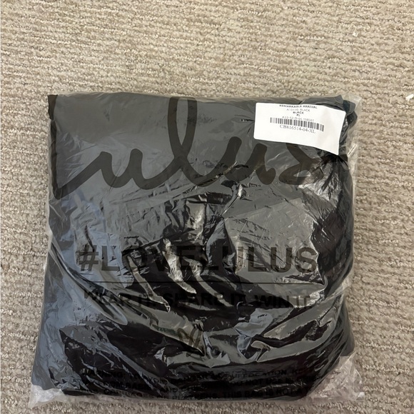 NWT XL Black Remarkable Arrival Full- length Dress Lulus - Picture 4 of 4